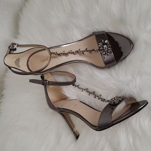 NWOT~Nine West• Mimosina Jeweled T- Stap Dress Sandals